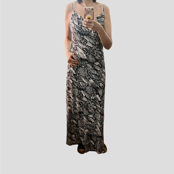 Small Maxi Cowl Neckline Spaghetti Strap Printed Slip Dress BNWT - Picture 7 of 9